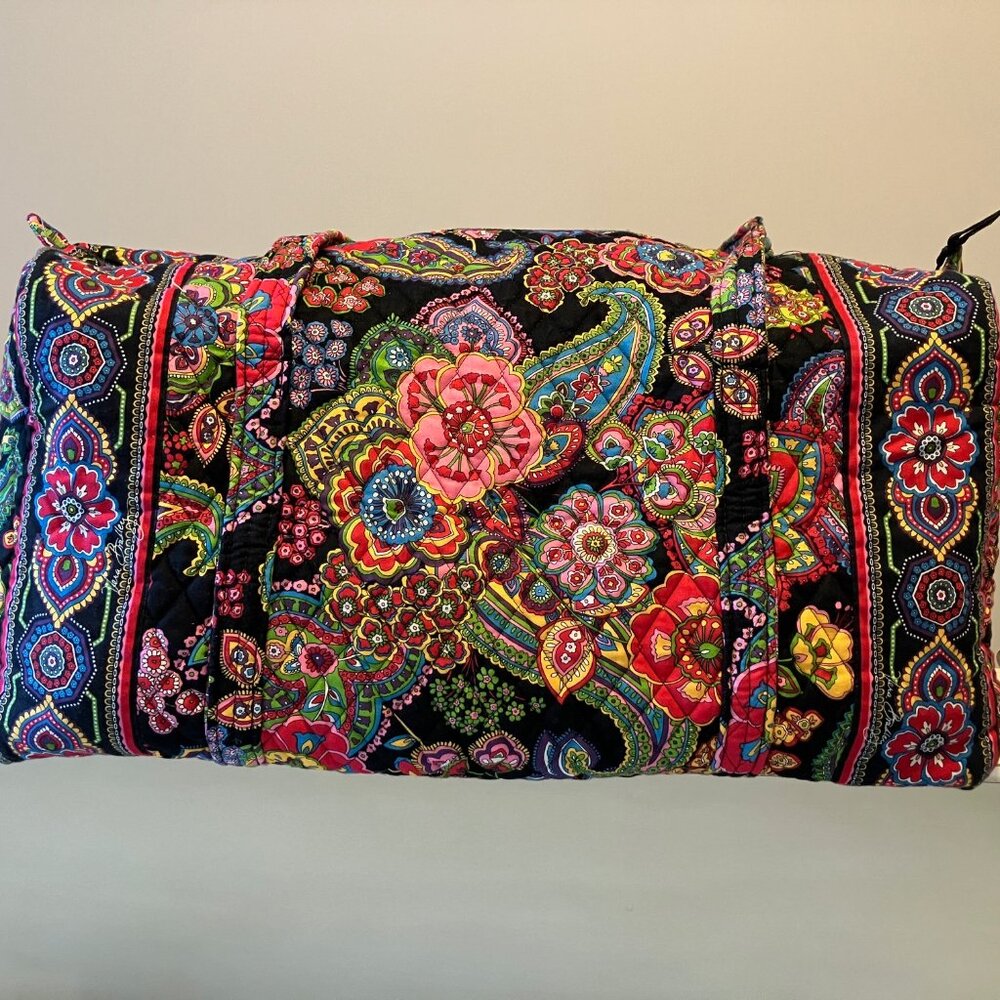 Vera Bradley Large Duffle Symphony In Hue Pattern Bag